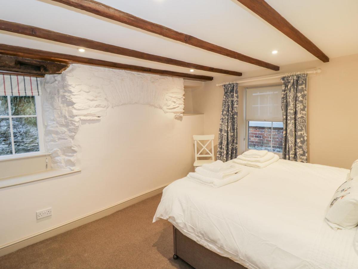 Holiday home Dovecote