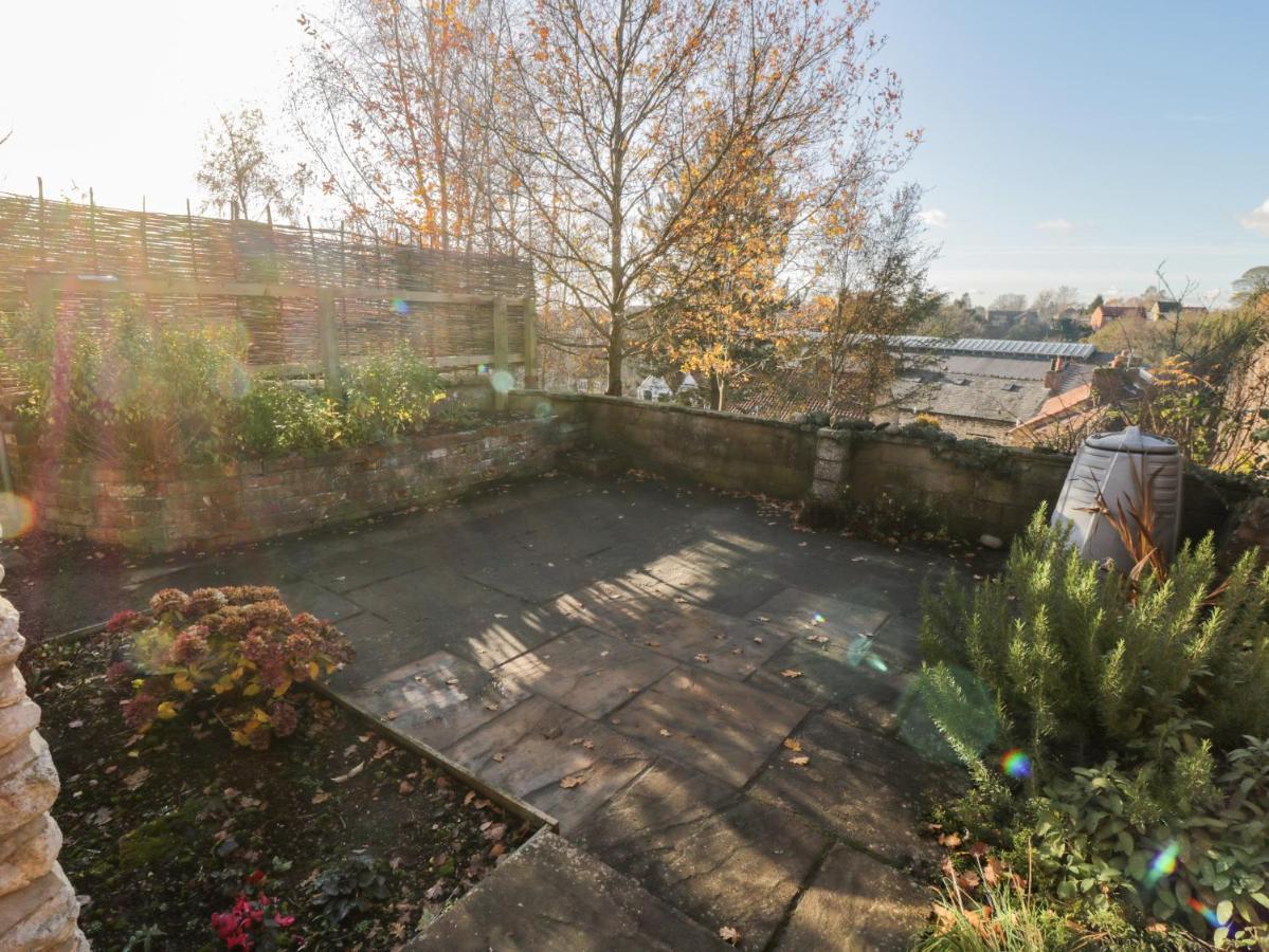Holiday home Dovecote